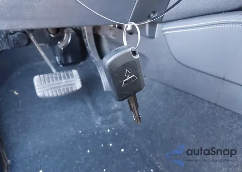 2022 Mitsubishi Outlander Sport 2.0 Es Awc z USA, uszkodzony, nr VIN JA4ARUAU0NU004661